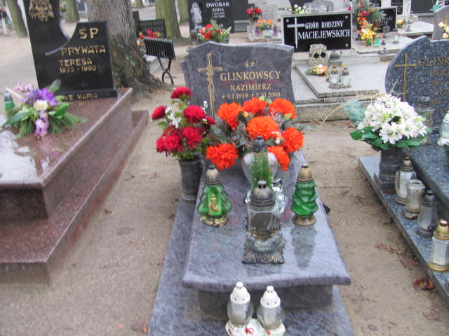 Grób Kazimierz Glinkowski