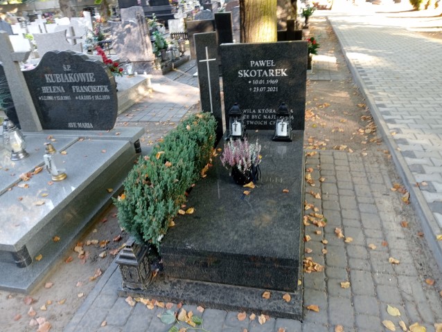 Grób Paweł Skotarek